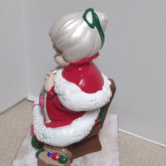 Ceramic 13" Mrs Santa Claus - Picture 2 of 5